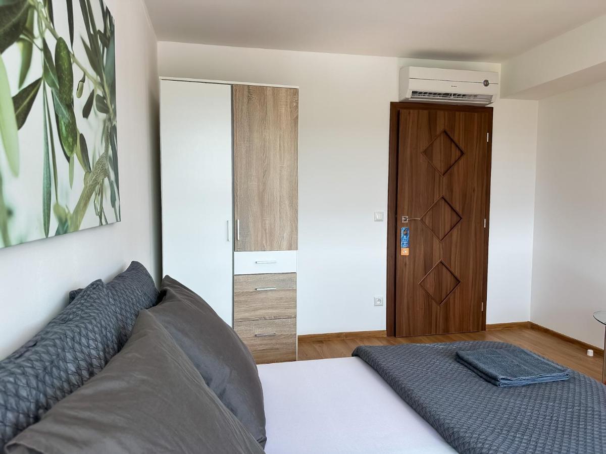 Lux Residence, A/C, Vip Parking, City View Banská Bystrica Buitenkant foto